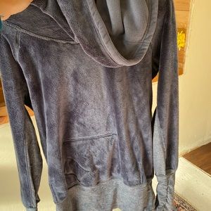 Lululemon Gray Reversible fleece sweatshirt